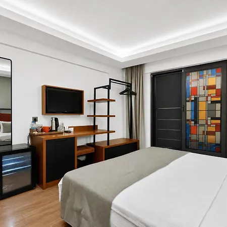 La Farine Otel 3*