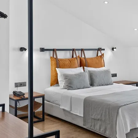La Farine Otel 3*