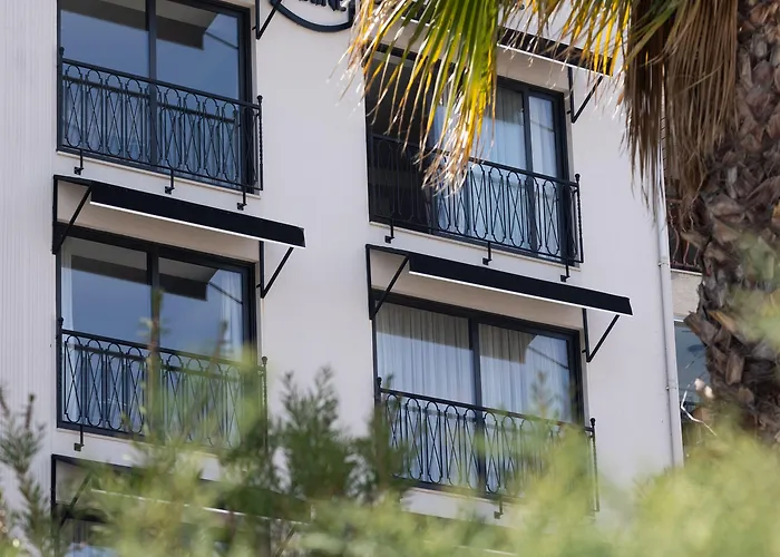 ホテル La Farine 3*