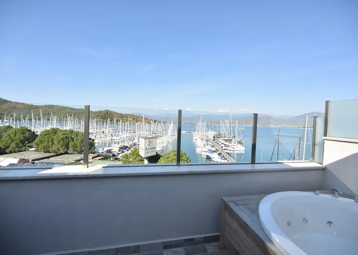 La Farine Hotell 3*